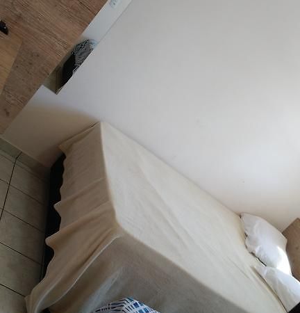 Dormitorio Canarinho Goiânia Exterior photo