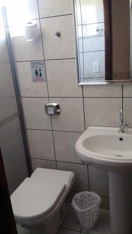 Dormitorio Canarinho Goiânia Exterior photo